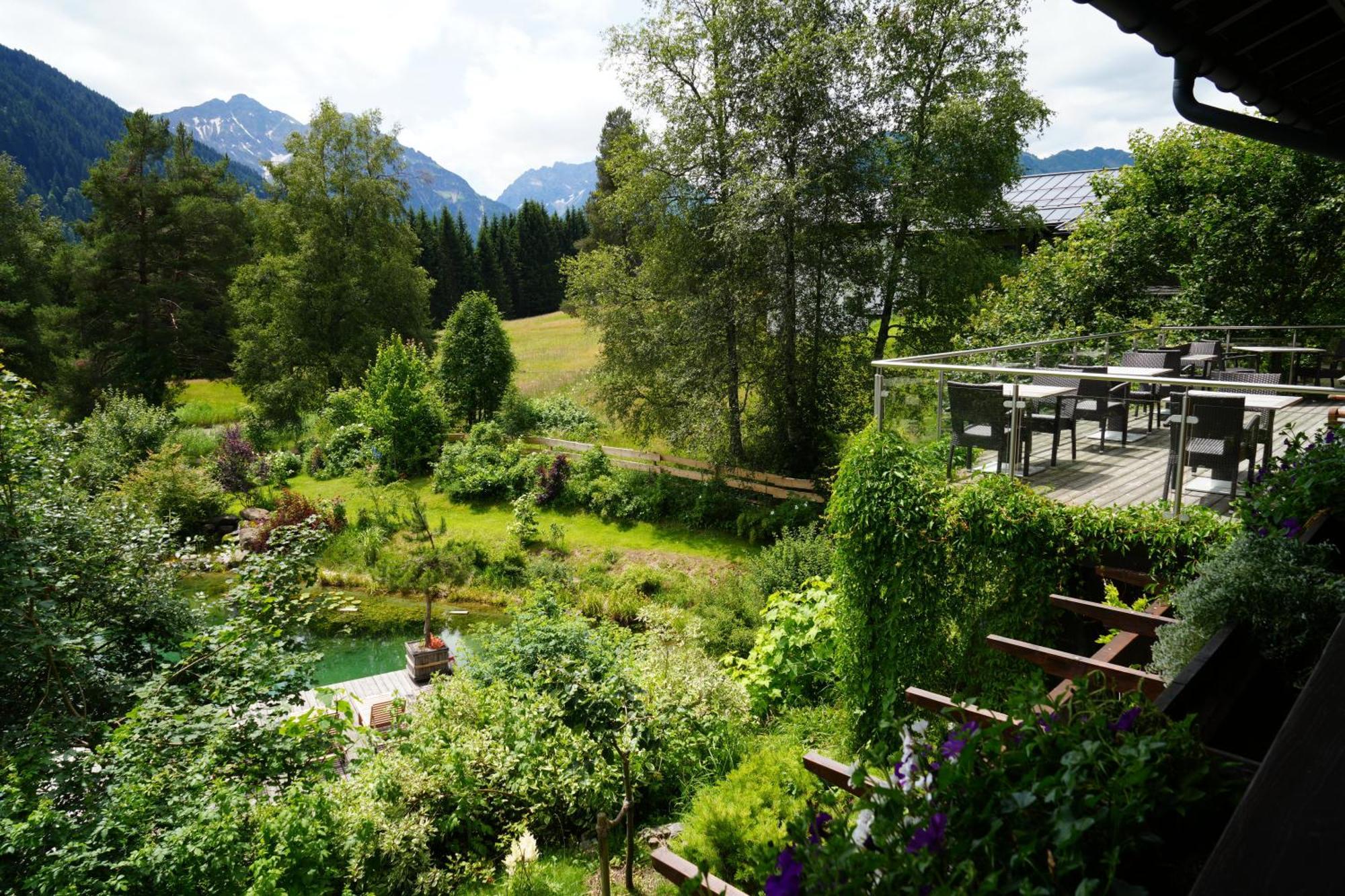 Boutique Herzhof - Garni-appartements - Adults Only Hotel Riezlern