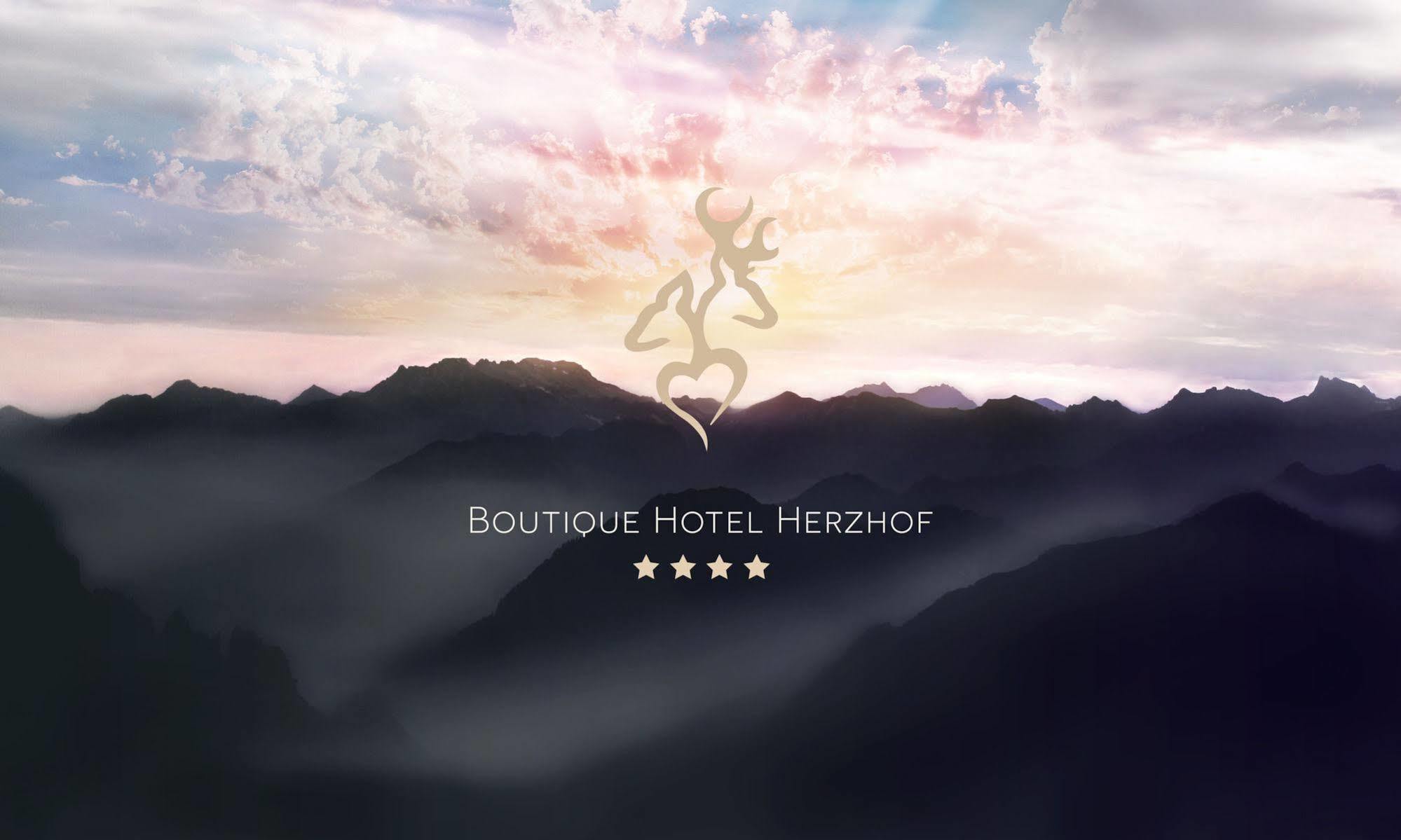 Hotel Boutique Herzhof - Garni-appartements - Adults Only Riezlern